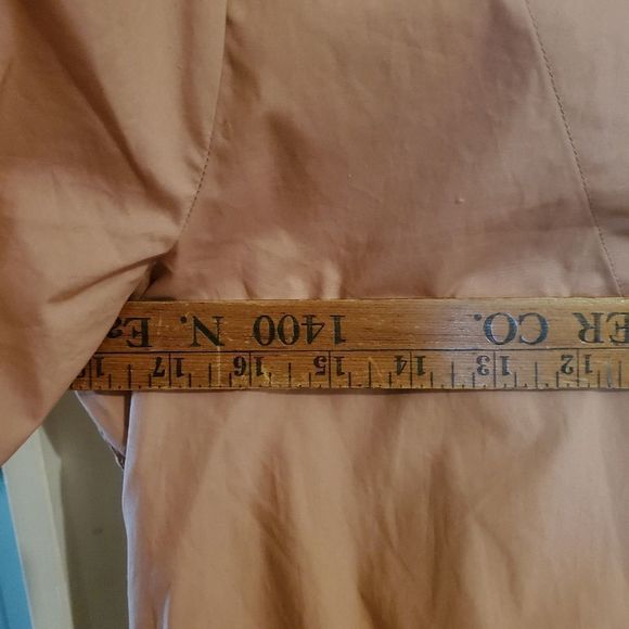 A new day wrap blouse size medium in pink - Picture 7 of 8